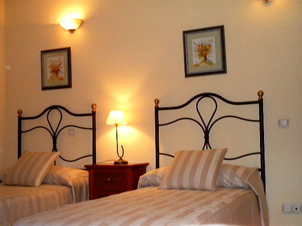 Apartamentos Caballero De Gracia Madrid Eksteriør bilde