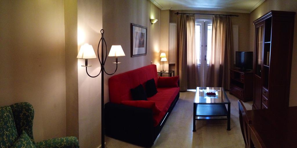 Apartamentos Caballero De Gracia Madrid Eksteriør bilde