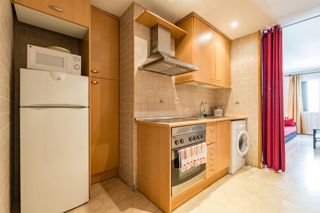 Apartamentos Caballero De Gracia Madrid Eksteriør bilde