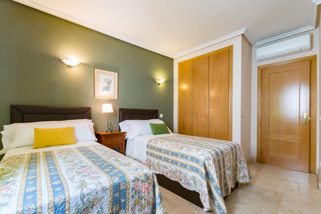 Apartamentos Caballero De Gracia Madrid Eksteriør bilde