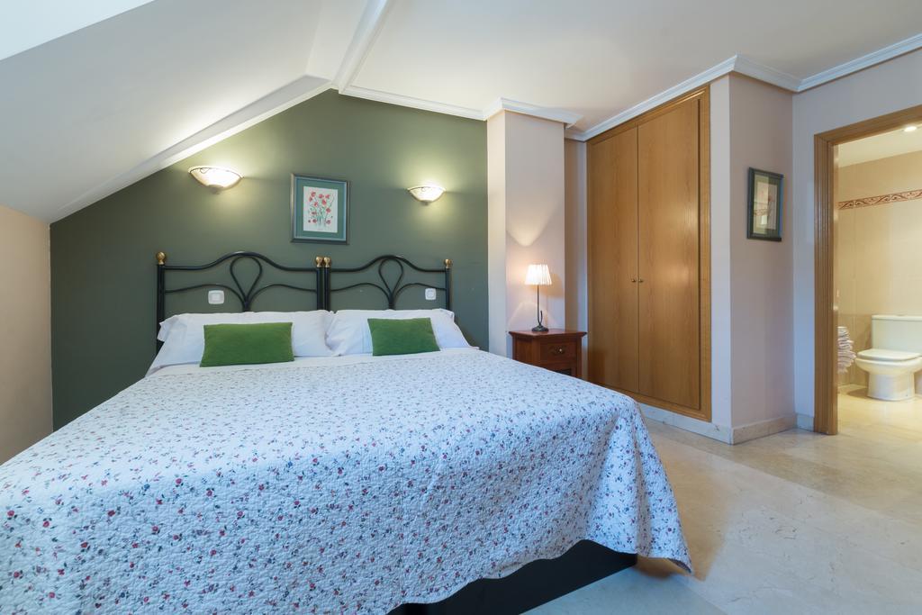 Apartamentos Caballero De Gracia Madrid Eksteriør bilde