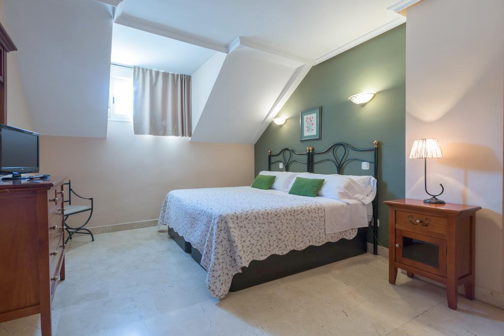 Apartamentos Caballero De Gracia Madrid Eksteriør bilde