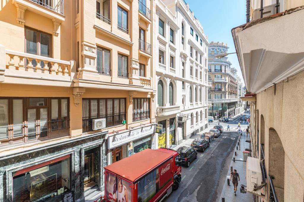 Apartamentos Caballero De Gracia Madrid Eksteriør bilde