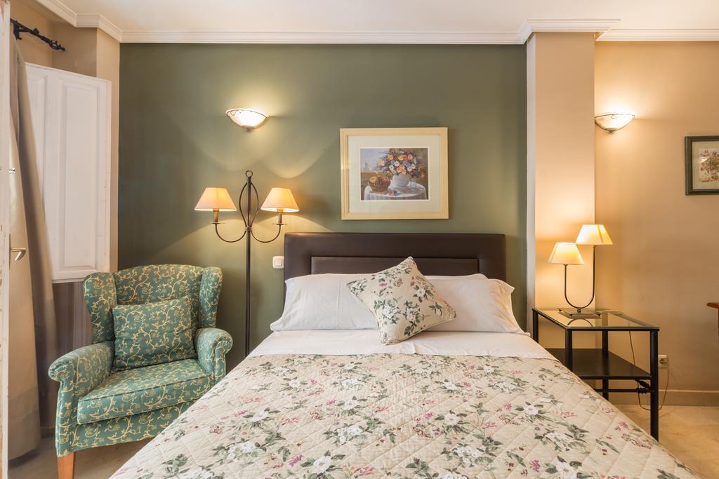 Apartamentos Caballero De Gracia Madrid Eksteriør bilde
