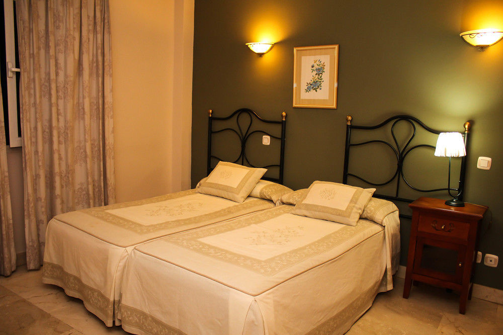Apartamentos Caballero De Gracia Madrid Eksteriør bilde